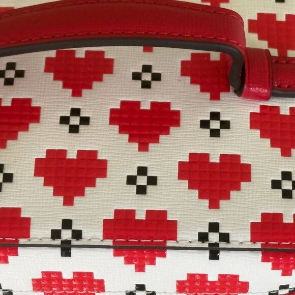KATE SPADE DEVIN PIXEL HEARTS VANITY KIT MAKE-UP/TOILETRY CASE:NWT HEARTS - Picture 5 of 16